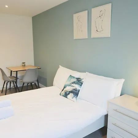 Newly Build Centre Redcross Village 310 Apartment Bristol